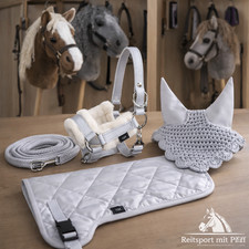 HKM Satteldecke mit Halfter