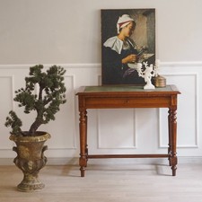 Gründerzeit Schreibtisch