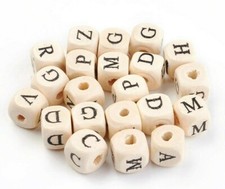100 Buchstabenperlen Würfel