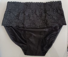 Mieder-Höschen, mit Spitze, Tiefschwarz, Gr. 40, 20 Elasthan, neu