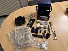 1:14 Tamiya Volvo FH16 XL 750 Führerhaus Kabine (Ford Imperial Blau Metallic)