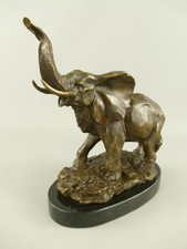 Ausdrucksstarke bronzefigur - ausdrucksstarke,