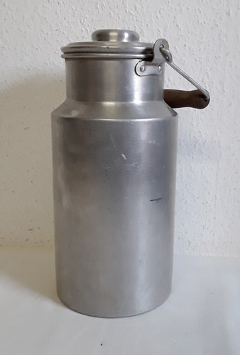 Alte antike alu kanne - ,