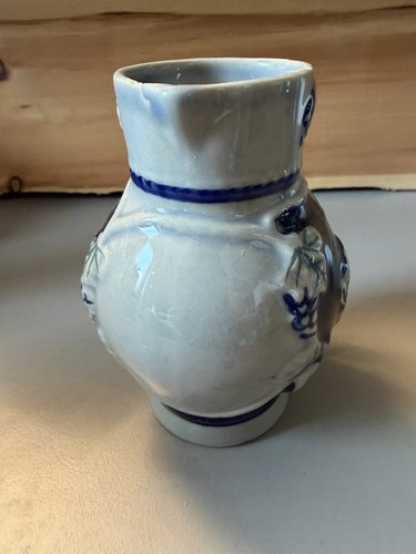 Kleiner vintage keramikkrug - kleiner, vintage-keramikkrug