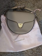 Coccinelle Damen