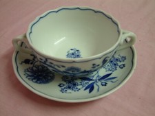 Suppentasse mit Hutschenreuther Bavaria  Zwiebelmuster Geschirr Supplemental