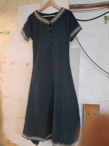 Mittelalterliches wollkleid - mittelalterliches,