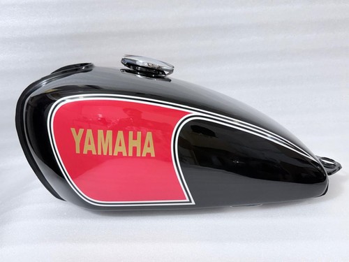 Yamaha 500 schwarz rot - 500,