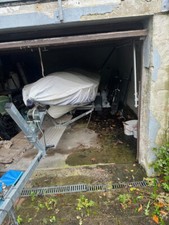 Angelboot mit motor und - motor,