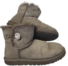 UGG Women's Sz 9 Gray Suede