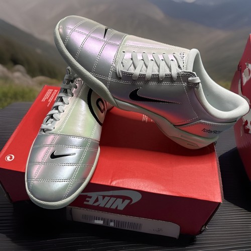 Nike total iii 42 5 - 90, 42,5