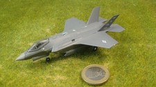 amerikanisches Jagdflugzeug F - 36 Lightning  1/144 n. Takara