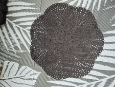 Deckchen grau mit silbernen Glitzerfäden