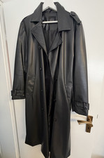 DeFacto Trenchcoat Kunstleder