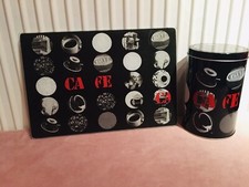 Schneidebrett und Dose schwarz / Café 