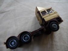Herpa DAF 3300 3-Achs-Solo-Zugmaschine  golden  1:87