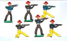 70 mm Steckfigur Soft Plastik Cowboy Gewehr stehend kniend Satz DDR Spielzeug