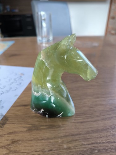 Pferdebüste aus fluorit - pferdebüste,