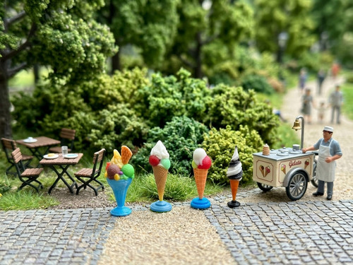 Eis werbeaufsteller eistüten - eis-werbeaufsteller,