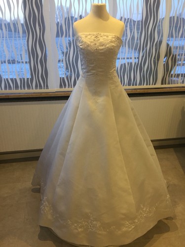 Brautkleid-Seide/weisscreme-Iv