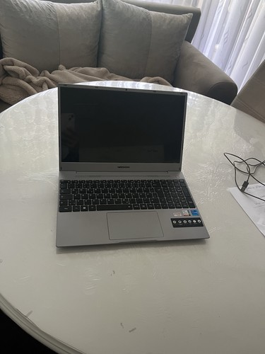 Medion akoya e15411 notebook - akoya,