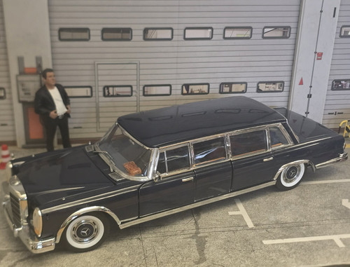Sunstar mercedes 600 limousine - sunstar,