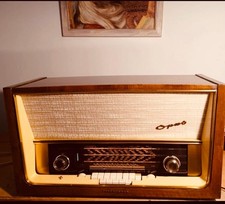 Radio Telefunken Opus 9 restaurada
