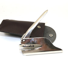 Prägestempel Prägezange ohne individueller Textplatte/ Logo Ø 41 mm mit Tasche