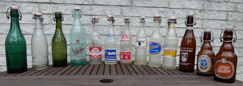 Alte flaschen - flaschen, m