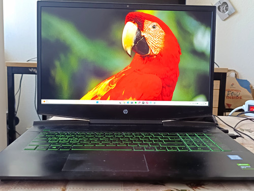 Tausche gaming laptop gegen - laptop,