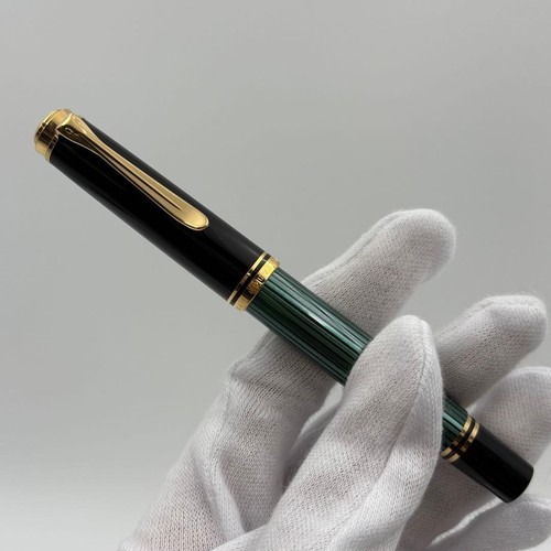 Pelikan souveran - pelikan,