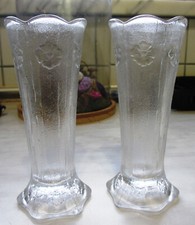 Dachbodenfund  2 kleine Blumenvasen Glas