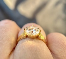 14K Gold Ring mit Moissanite