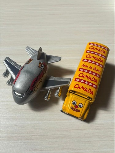 Flugzeug miniatur auto - miniatur,