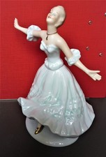Porzellan figur Tänzerin