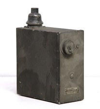 Motorischer Spannungswandler /