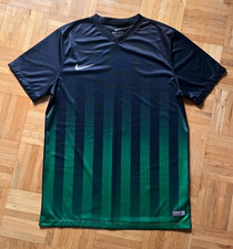 Cooles Nike Trikot "Striped