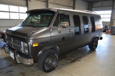 Oldtimer Chevy Van G20 aus 89 toll ausgebaut als Wohnmobil steht zu Verkauf!