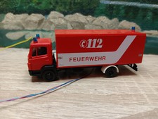 Mercedes Feuerwehr Gefahrgut Blaulicht, H0 Modellbahn / Diorama anschauen