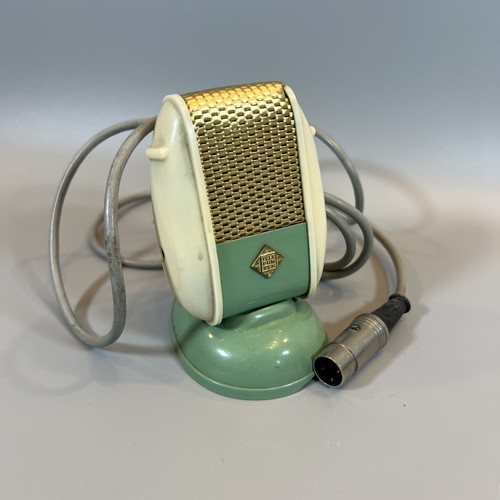 Dynamisches vintage mikrofon - dynamisches, vintage-mikrofon