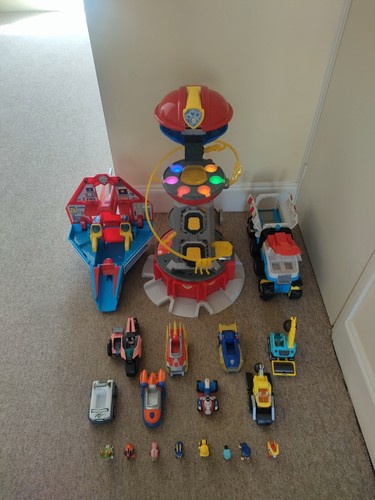 Giant paw patrol lookout tower - lookout,