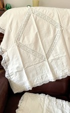 2 altes Paradekissen