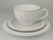 Gedeck Villeroy & Boch Gray Pearl 3 teilig Tasse Untertasse Dessert Teller top
