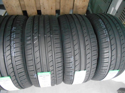 Sommerreifen 235 55 r17 - 4, 235/55