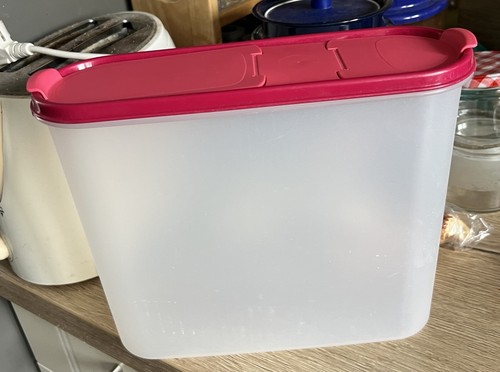 Tupperware super eidgenosse - *tupperware, super-eidgenosse