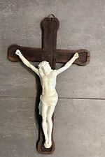 grosses altes Jesus Kreuz