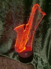 Tischleuchte Lampe LED Saxophon Form Geschenk für Musiker