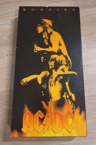 Box bonfire inkl - ac/dc,