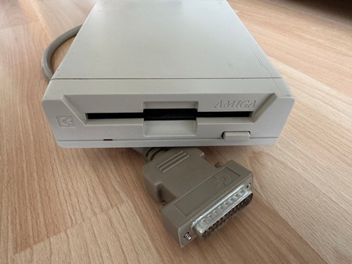 Amiga 1011 external disk - external,