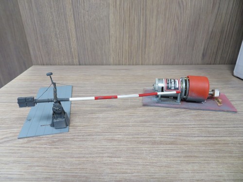 Schrankenbaum mit eigenbau - mit,